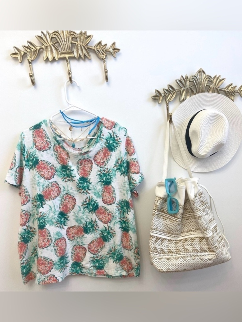 100% Cotton pineapple fun short sleeve Xl to 1X